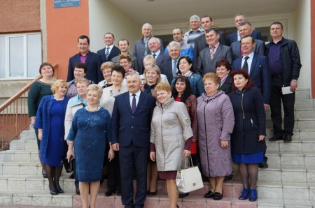 Від школи – до школи, від серця – до серця!..